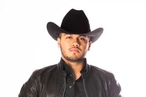 Gerardo Coronel Breaks Through to No. 1 on Latin Airplay Chart With ‘No Se Dice’