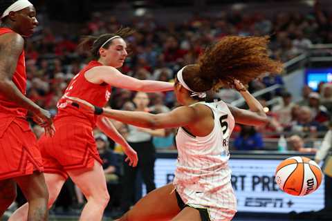 Caitlin Clark says no ‘malicious’ intent behind flagrant foul on Angel Reese: ‘Not the type of..