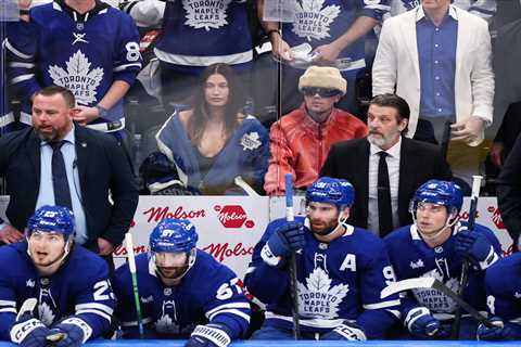 Justin Bieber makes Maple Leafs appearance with wife Hailey — and Drake blames him for ‘curse’