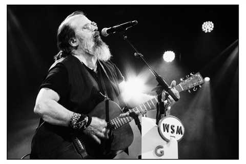 Steve Earle Shares Thoughts on Aging, Israel & Songs That Shaped His Career