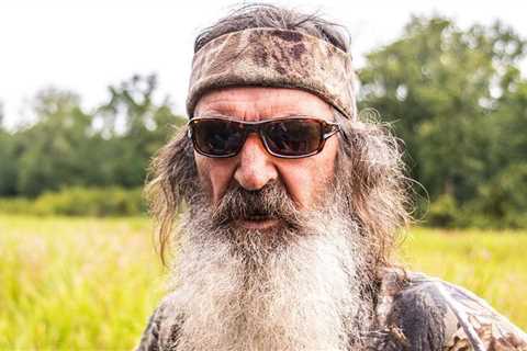 'Duck Dynasty' Star Phil Robertson Dead at 79