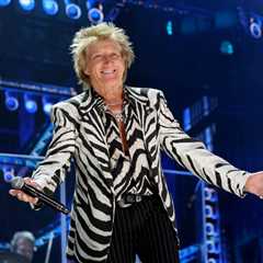 Rod Stewart Postpones Las Vegas Colosseum Residency Gig Due to Unspecified Illness