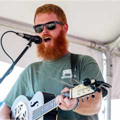 Oliver Anthony Drops Scorching Song ‘Scornful Woman’ About His Divorce & Money