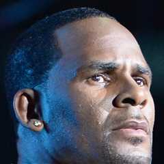 R. Kelly Scared Out of His Mind in Prison, Breaks Down Crying to Lawyer
