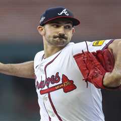 Mets vs. Braves picks, best bets: MLB odds, predictions Tuesday