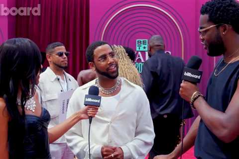 Watch Jharrell Jerome Sing “Always Be My Baby” & More | BET Awards 2025