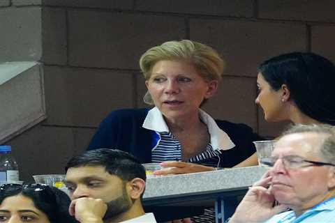 Tennis legend Chris Evert rips WNBA stars for not appreciating Caitlin Clark after wild melee