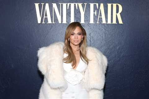 Jennifer Lopez No Longer Being Sued Over Paparazzi Photos She Posted to Social Media