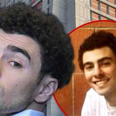 Luigi Mangione Poses in New Photo From Inside Brooklyn Jail