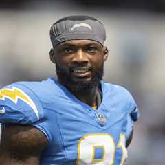 Former Michigan stars: Mike Williams retired after one day of training camp with Jim Harbaugh