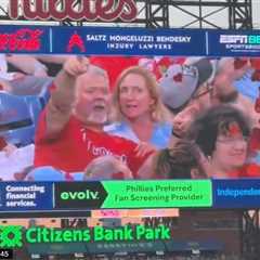 Phillie Phanatic hilariously recreates viral Coldplay kiss cam scandal