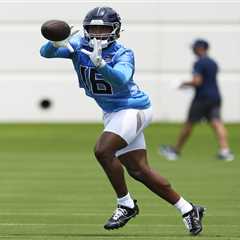 Treylon Burks fractures collarbone at training camp in Titans injury blow