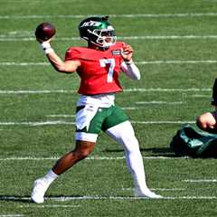 Justin Fields ends on high note in Jets practice return