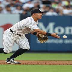 Yankees putting their faith in Anthony Volpe as errors mount