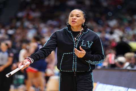 Knicks talked to Hall of Famer Dawn Staley about coaching job