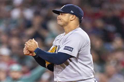 Yankees’ Fernando Cruz lands on IL again after suffering injury with medicine ball: ‘Pretty painful’