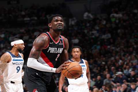 Deandre Ayton signing with Lakers after Blazers buyout