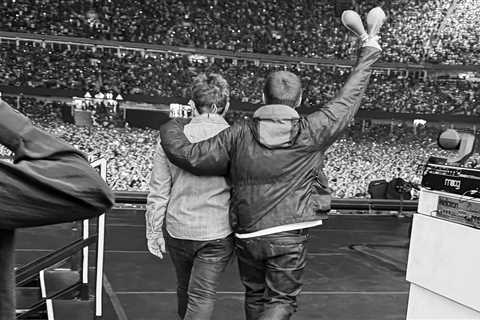 Noel Gallagher Credits Oasis Guitarist ‘Bonehead’ For Inspiring Reunion Tour: ‘None of This Would..