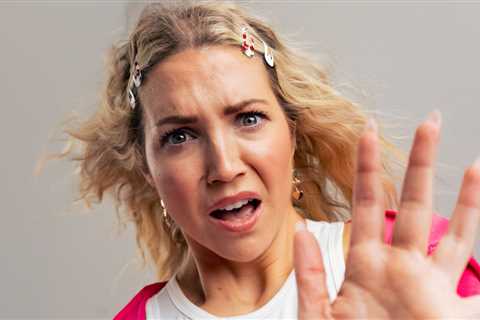 Viral Comedian Courtney Michelle Is Taking Her Autobiographical Sketch Show on Tour: ‘If You’re a..
