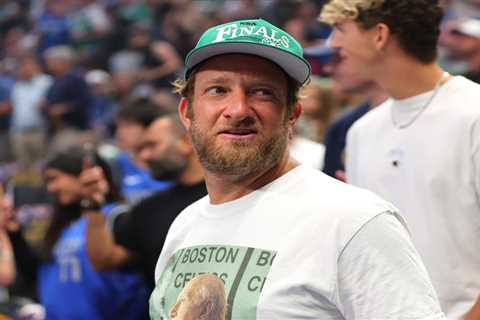 Dave Portnoy goes scorched earth after losing bet on wild Yankees comeback