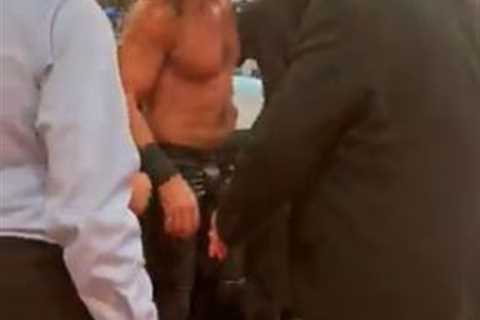 Seth Rollins drops f-bomb after suffering potentially serious knee injury at WWE Saturday Night’s..