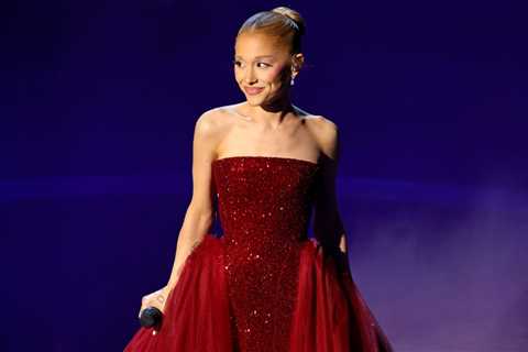 Ariana Grande Teases ‘A Plan to Sing for You All Next Year’: See What She Said