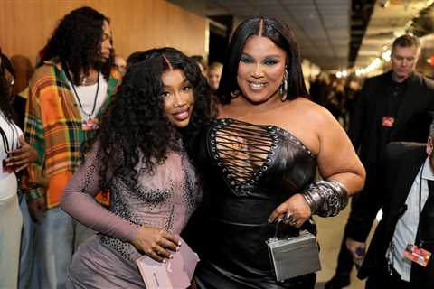 Lizzo Performs Live Debut of ‘IRL’ With SZA in Paris: ‘Thanks for Letting Me Throw It Byke on..