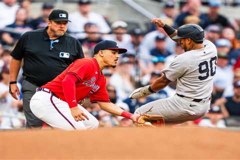 Why Aaron Boone didn’t bench Jorbit Vivas as Yankees’ familiar baserunning woes resurface
