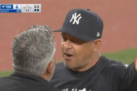 Yankees’ Aaron Boone, Matt Blake get ejected as tensions boil over in Toronto