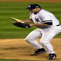 Roger Clemens on famous Mike Piazza World Series broken bat drama: ‘If I wanted to hit him with it, ..