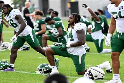Jets coaches praise Aaron Glenn for putting focus on tackling early in training camp