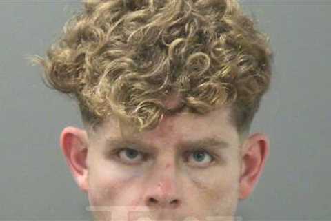 Arkansas Double-Murder Suspect Had Blood on Face After Stabbing Couple, Cops Say