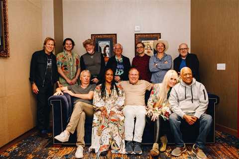 Jimmy Buffett’s Coral Reefer Band Talks First Tour After His Passing: ‘He Specifically Wanted the..
