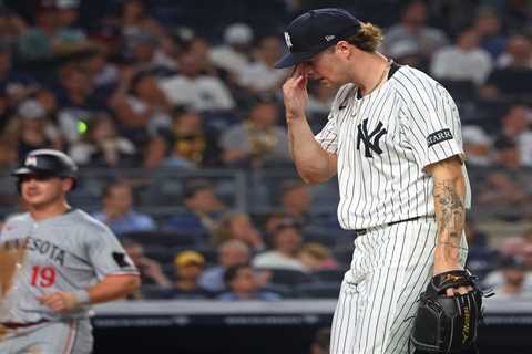 Cam Schlittler’s early hook backfires on Aaron Boone, Yankees