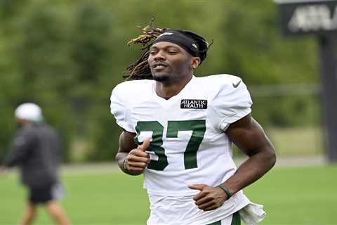 The ‘long road’ that took Brandon Smith from front desk at gym to chance at cracking Jets roster