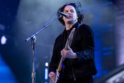 Jack White Rips Donald Trump’s ‘Vulgar, Gold-Leafed and Gaudy’ White House Makeover, Comparing it..