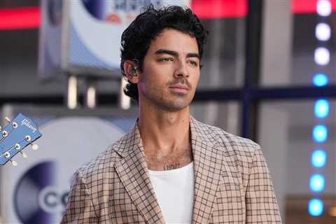 Joe Jonas Reveals He Joined the Mile High Club, But Made This ‘Embarrassing’ Mistake..