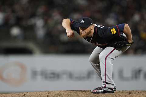 Craig Kimbrel signs with Astros after being DFA’d by Braves earlier in season