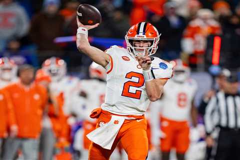 Top 10 players in 2025 Heisman Trophy conversation