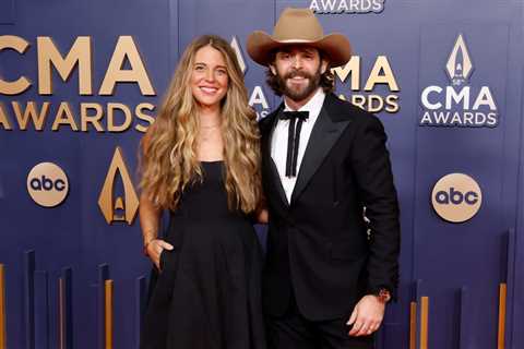 Thomas Rhett & Wife Lauren Are Expecting Their Fifth Child: ‘Here We Go Again!’