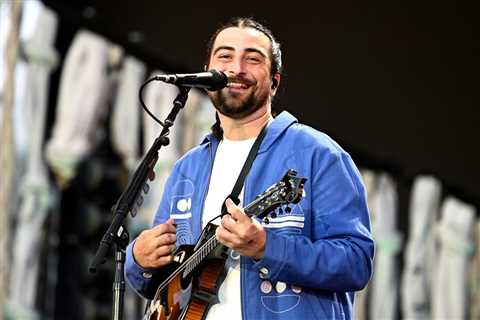 Noah Kahan Married Longtime Girlfriend During ‘Intimate Ceremony’ in Native Vermont