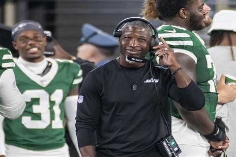 What awaits Aaron Glenn in his first year on Jets job, from those who have done it