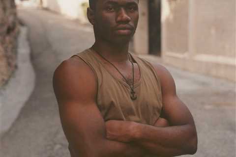 “Anba Solèy Lakay” by Photographer Frédéric Georges