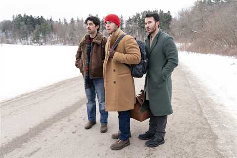 Jonas Brothers Promise They’ll Be Home For the Holidays — No Matter What — in First Look at ‘A Very ..