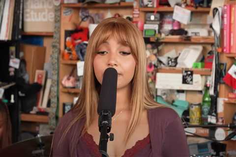 PinkPantheress Drops the Auto-Tune for Stripped Down ‘Tiny Desk’ Concert Debut: Watch