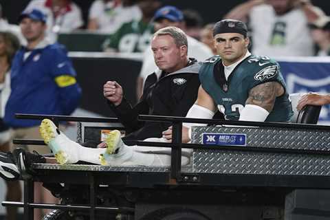 Eagles fullback injured before Dak Prescott-Jalen Carter spit drama is out for season