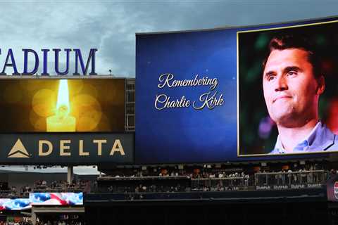 Yankees hold moment of silence for Charlie Kirk in touching pregame scene