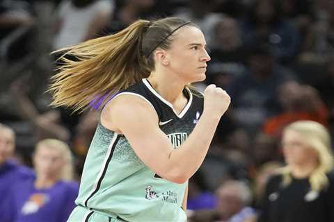 Liberty star Sabrina Ionescu signs deal with travel brand Away