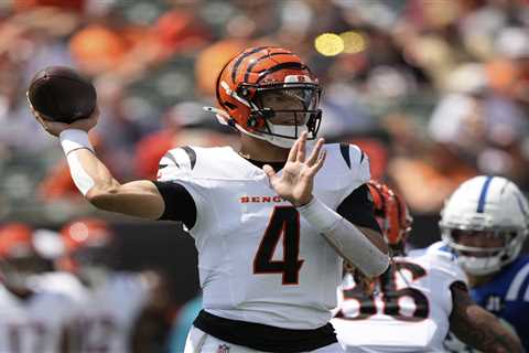 Vikings sign QB after ‘crushing’ J.J. McCarthy injury