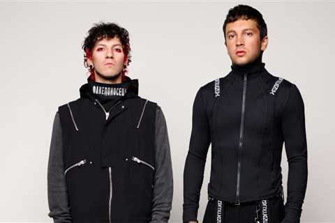 Will Twenty One Pilots ‘Breach’ the Top of the Billboard 200 for the First Time Since 2015?